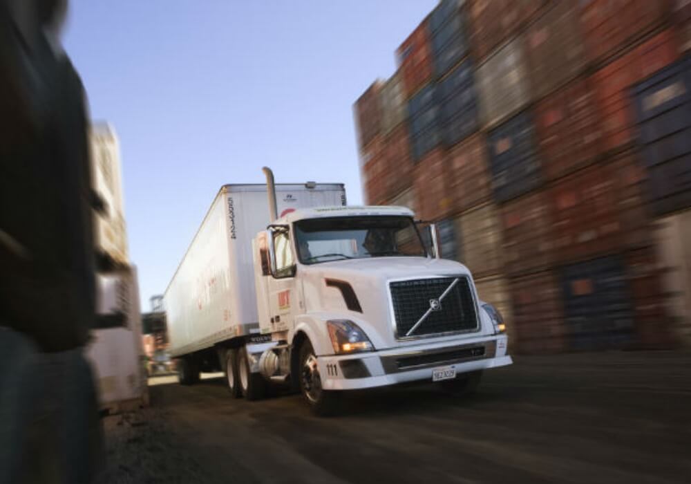 Transportistas y logísticos vuelven a lo básico