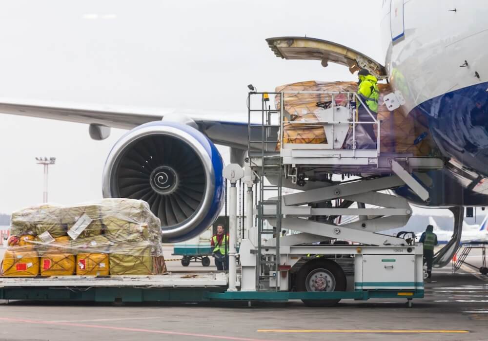 Carga aérea en México registra alza del 2.3% de enero a octubre