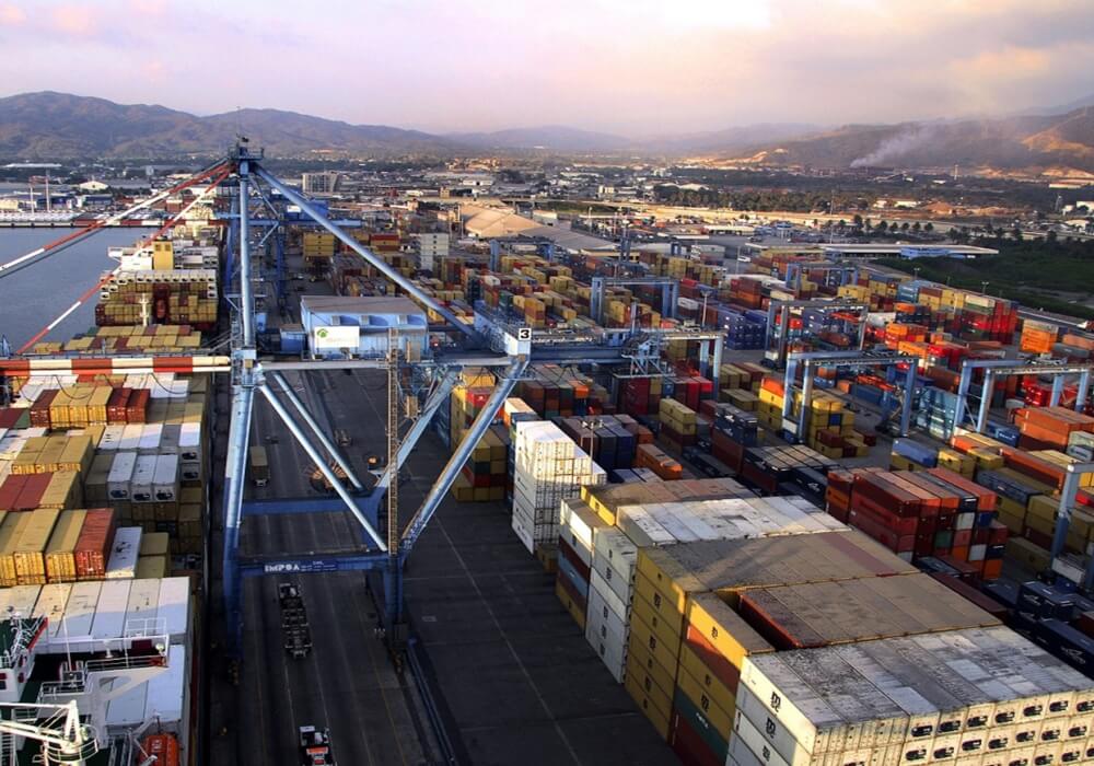Autorizan al puerto de Manzanillo incorporar nueva superficie