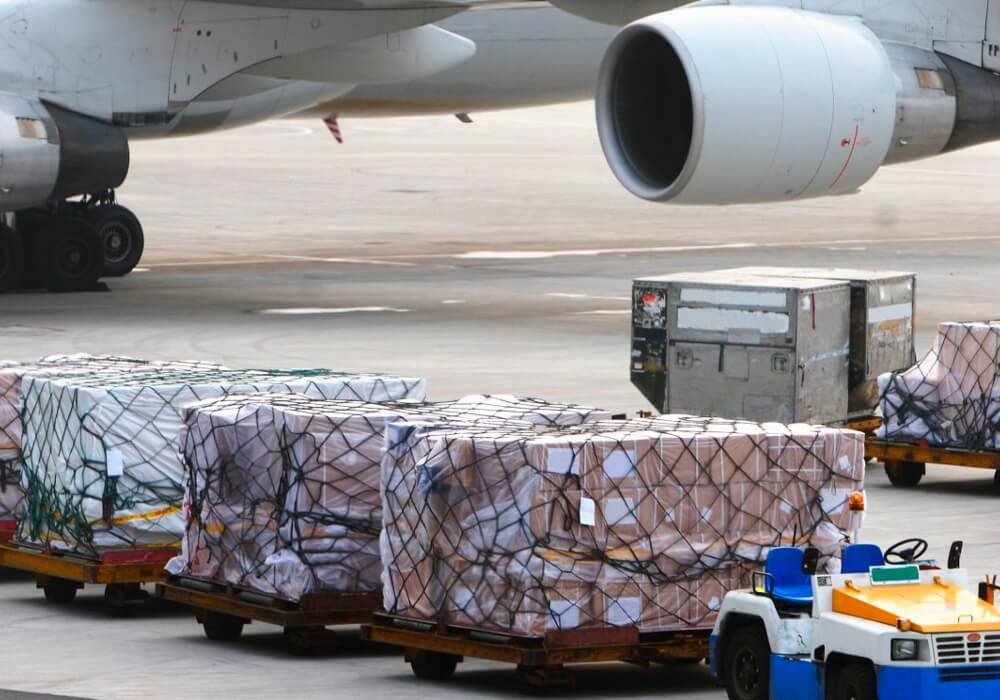 Carga aérea modera caída durante julio: IATA