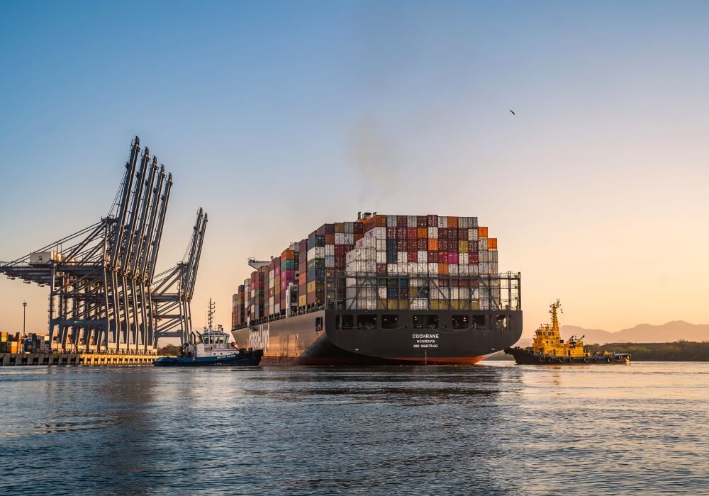 RESTABLECEN ACCESO AL PUERTO DE LÁZARO CÁRDENAS