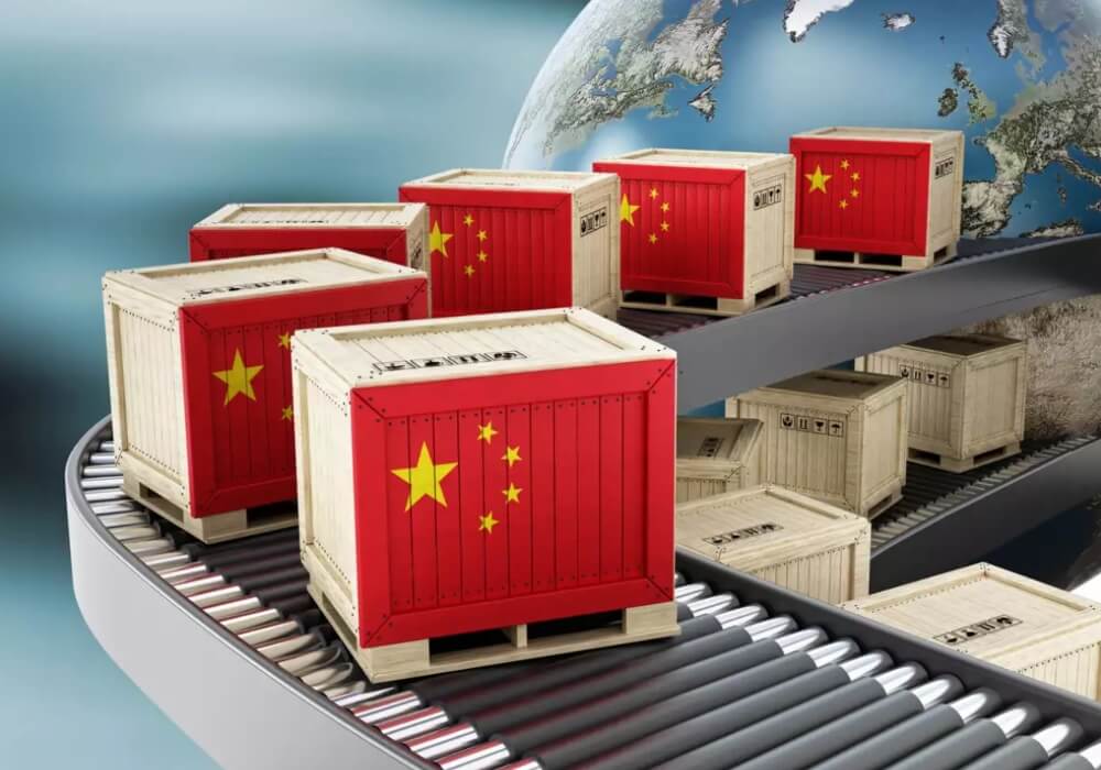 Las exportaciones de China vuelven a caer en octubre; importaciones crecen inesperadamente