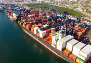 Puerto de Manzanillo “estiba” un crecimiento de 9.7% en manejo de TEU